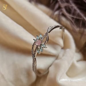 blush bloom ad bracelet