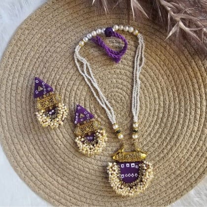 bandhani maroon necklace set bandhani maroon necklace set