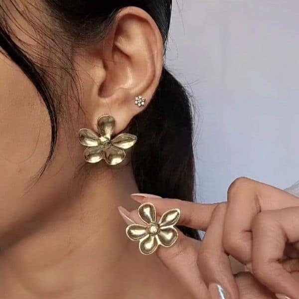 anti tarnish gold pearl spiral drop earrings anti tarnish gold pearl spiral drop earrings