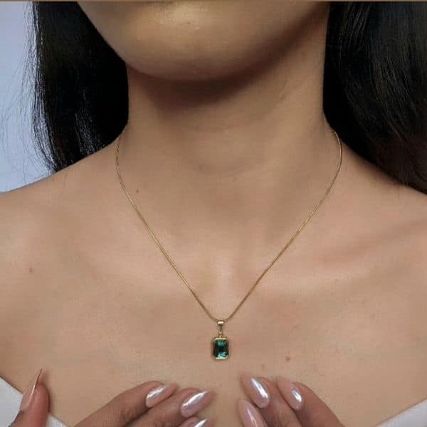 emerald glow anti tarnish pendant with chain emerald glow anti tarnish pendant with chain